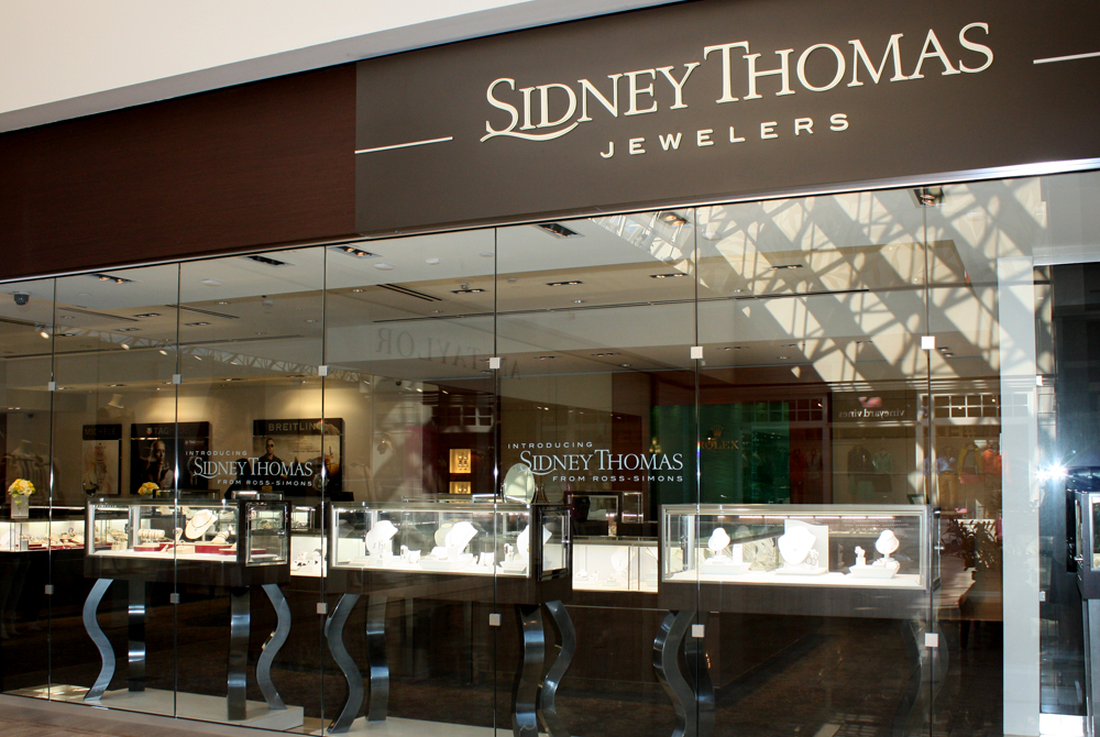 sidney-thomas-retail-signage